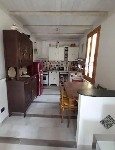 度假居 Villino La Bouganville 圣雷默